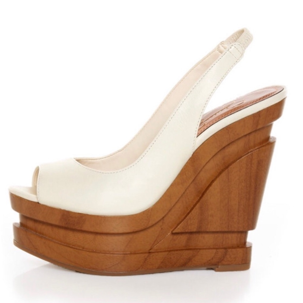Jessica Simpson Alexy white ivory wood wedges 7.5